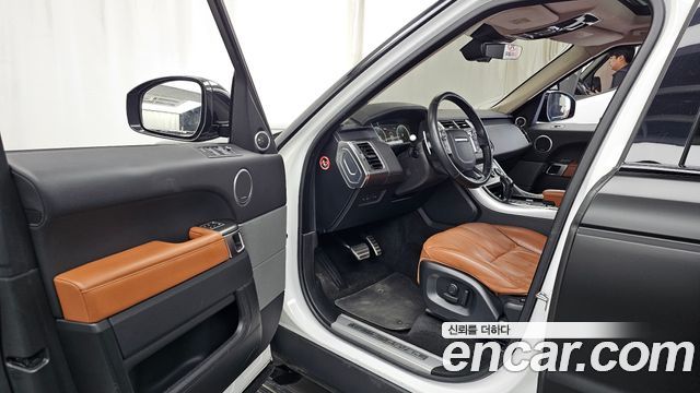 Land Rover Range Rover Sport 2017 — photo 10