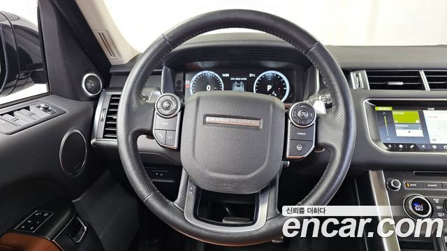 Land Rover Range Rover Sport 2017 — photo 13