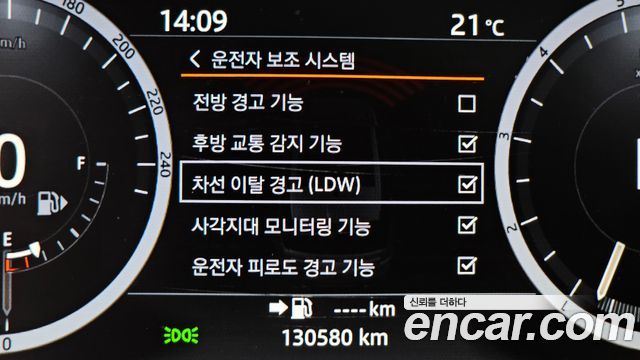 Land Rover Range Rover Sport 2017 — photo 16