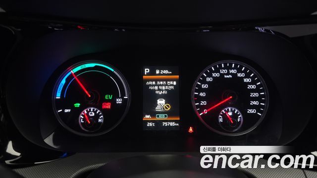 Kia K5 2023 — photo 11