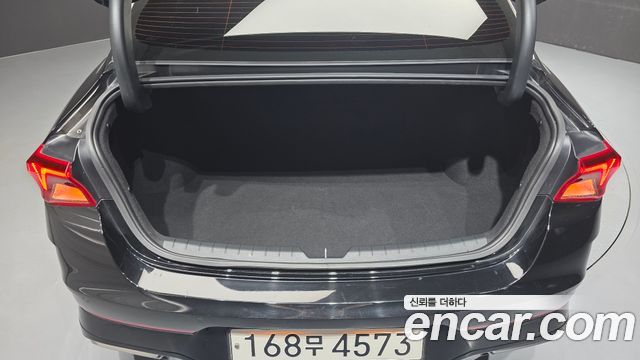 Kia K5 2023 — photo 22