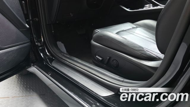 Kia K5 2023 — photo 29