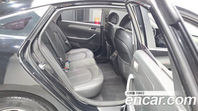 Hyundai Sonata 2015 — photo 12