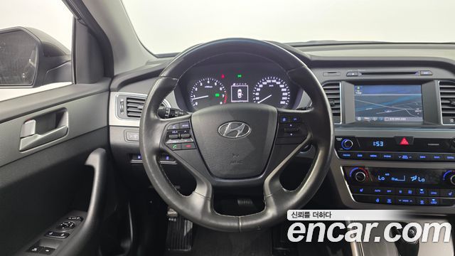 Hyundai Sonata 2015 — photo 13