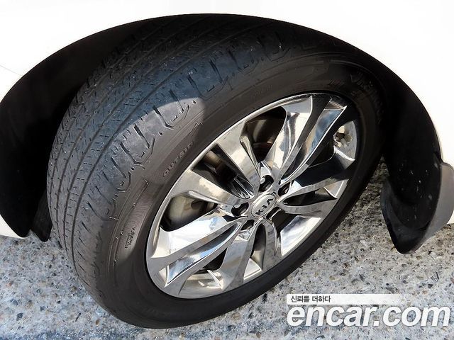 Kia Canival 2018 — photo 20