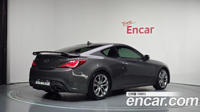 Hyundai Genesis 2012 — photo 2
