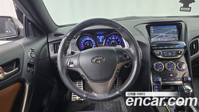 Hyundai Genesis 2012 — photo 19