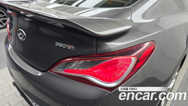 Hyundai Genesis 2012 — photo 9