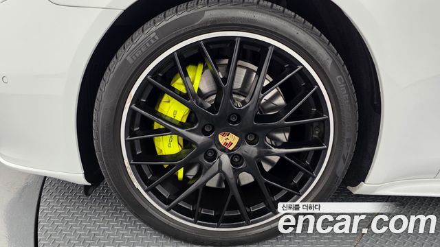 Porsche Panamera 2018 — photo 5