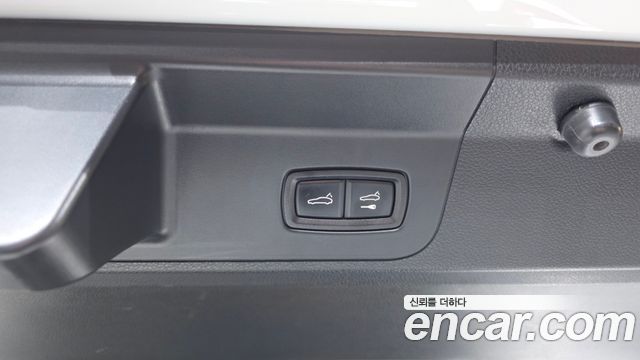 Porsche Panamera 2018 — photo 34