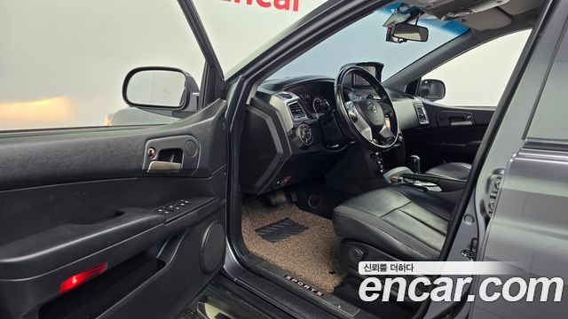 KG Mobility KORANDO 2018 — photo 13