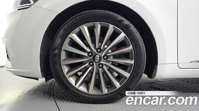 Kia K7 2017 — photo 5