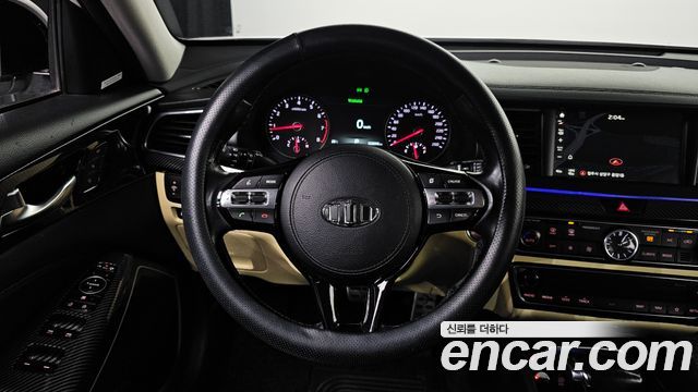 Kia K7 2017 — photo 14
