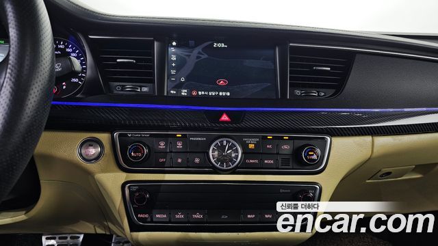 Kia K7 2017 — photo 16