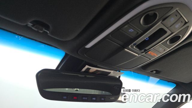 Genesis G70 2018 — photo 32