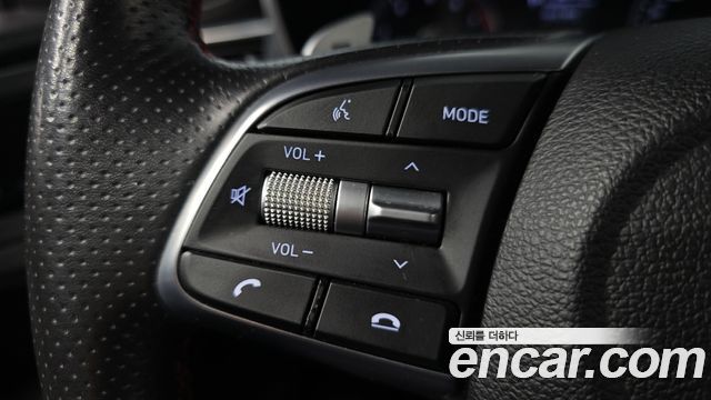 Genesis G70 2018 — photo 34