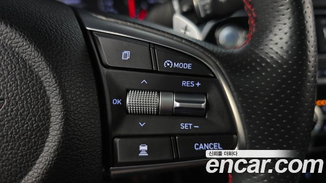 Genesis G70 2018 — photo 35