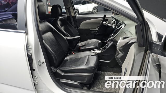 Chevrolet Korea Aveo 2017 — photo 11