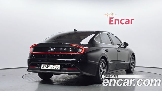 Hyundai Sonata 2022 — photo 2
