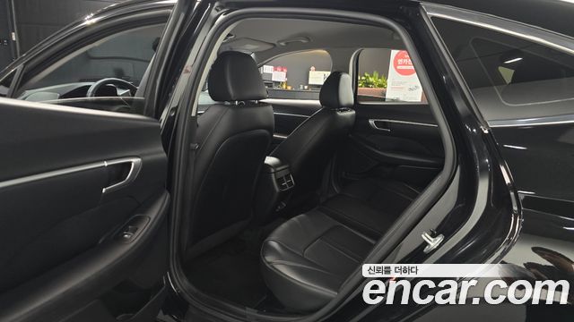 Hyundai Sonata 2022 — photo 11