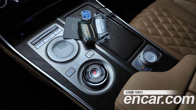 Genesis GV80 2021 — photo 12