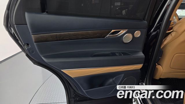 Genesis GV80 2021 — photo 15