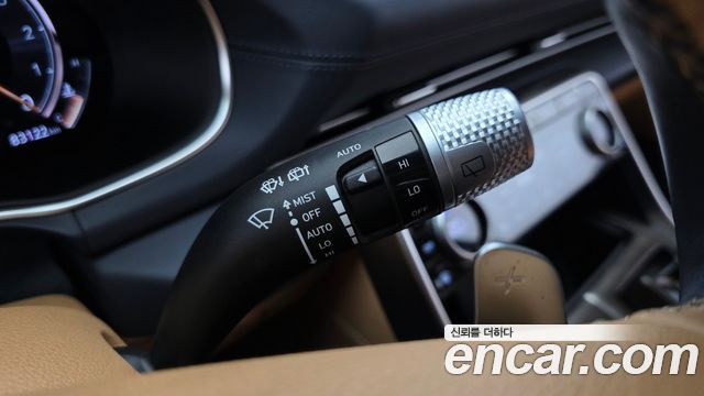 Genesis GV80 2021 — photo 28