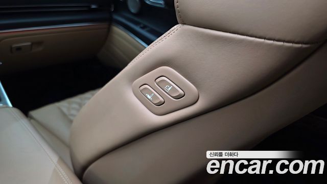 Genesis GV80 2021 — photo 31
