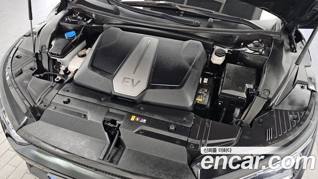 Kia EV6 2023 — photo 6