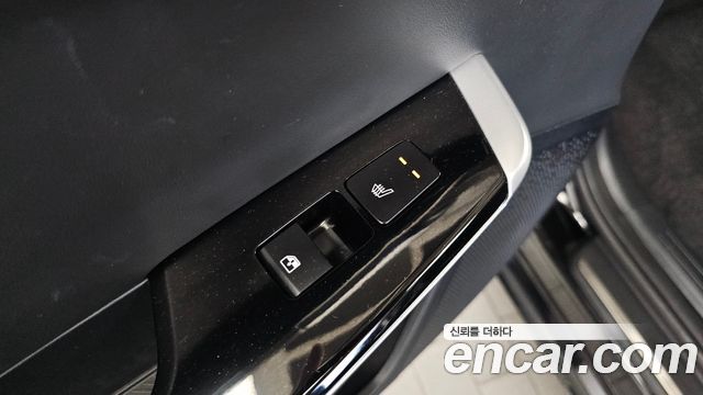 Kia EV6 2023 — photo 24