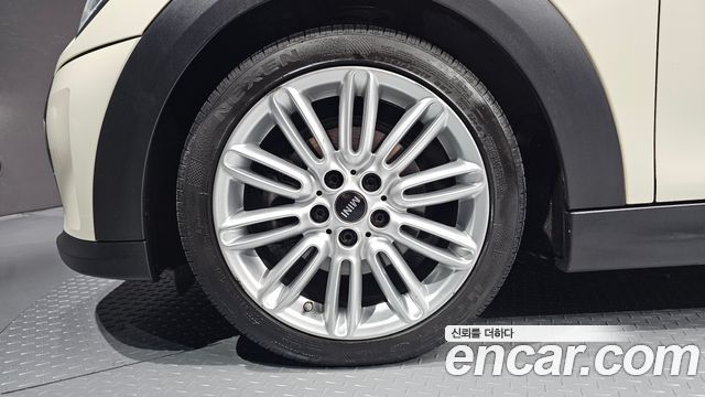 Mini Cooper 2022 — photo 5