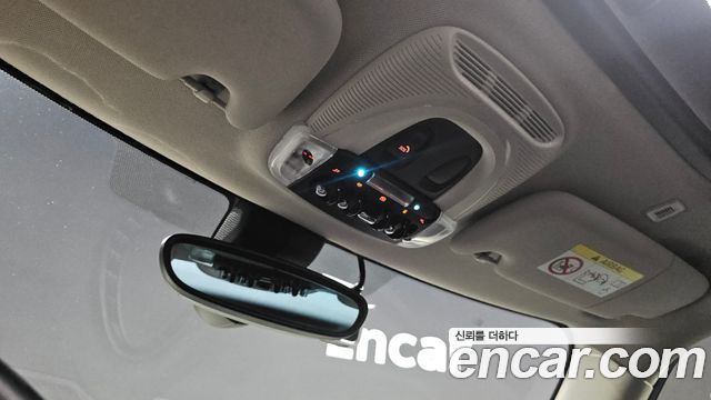 Mini Cooper 2022 — photo 26