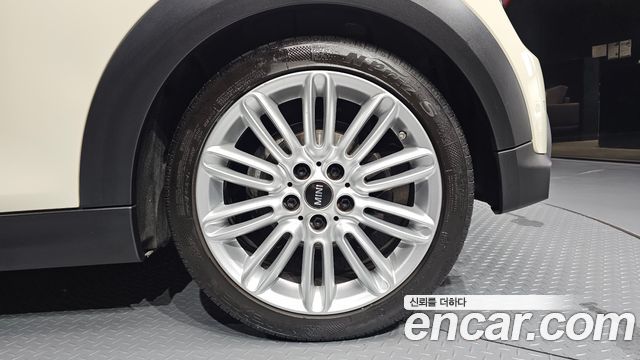 Mini Cooper 2022 — photo 7