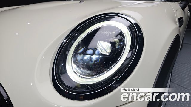 Mini Cooper 2022 — photo 8