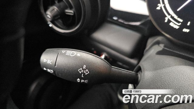 Mini Cooper 2022 — photo 29