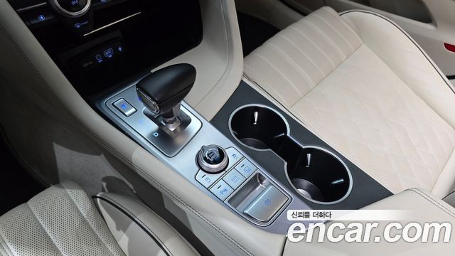 Genesis G70 2019 — photo 12