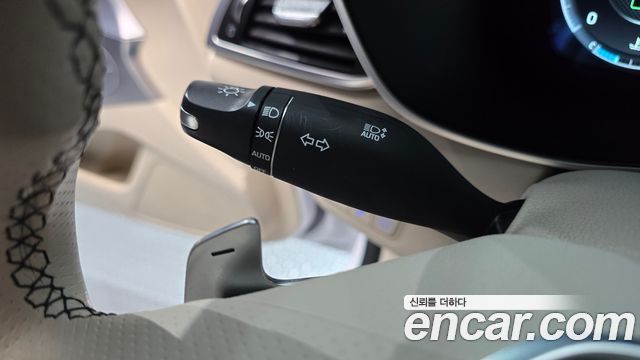 Genesis G70 2019 — photo 25