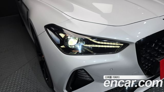 Genesis G70 2019 — photo 8