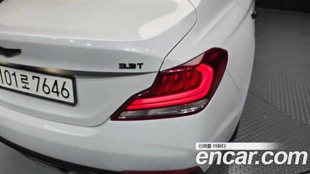 Genesis G70 2019 — photo 9