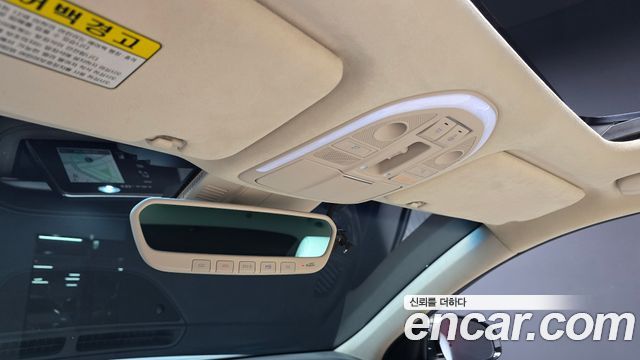 Genesis G70 2019 — photo 30