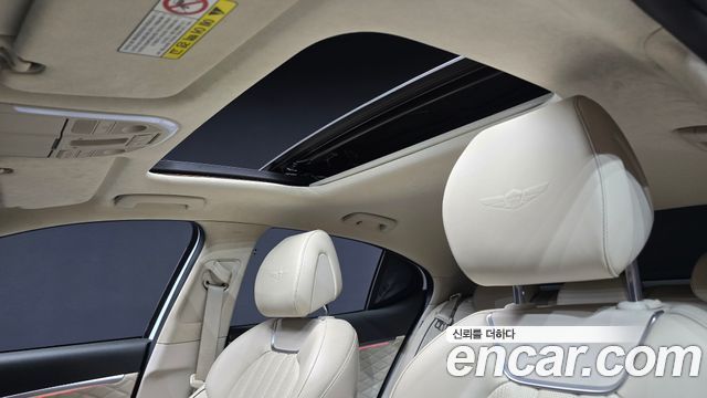 Genesis G70 2019 — photo 31