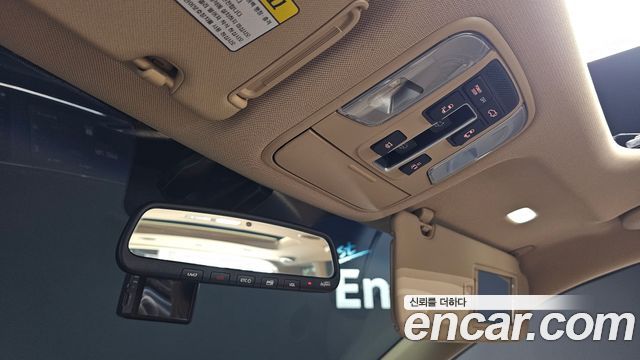 Kia Canival 2019 — photo 20