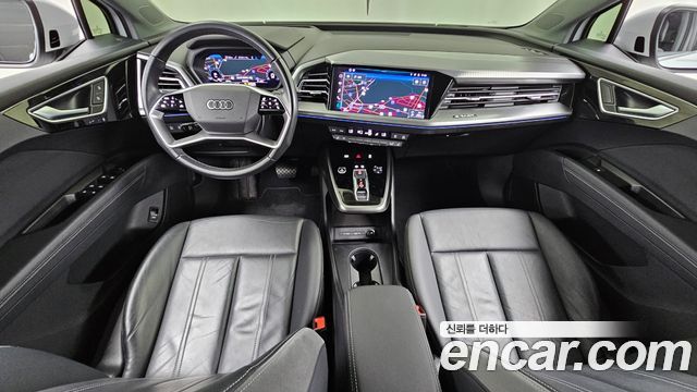 Audi Q4 e-tron 2022 — photo 10