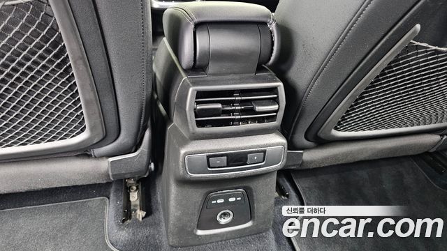 Audi Q4 e-tron 2022 — photo 31