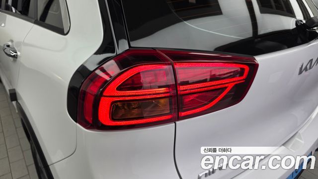 Kia Niro 2022 — photo 9