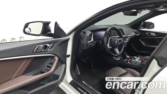 BMW 2-Series 2023 — photo 13