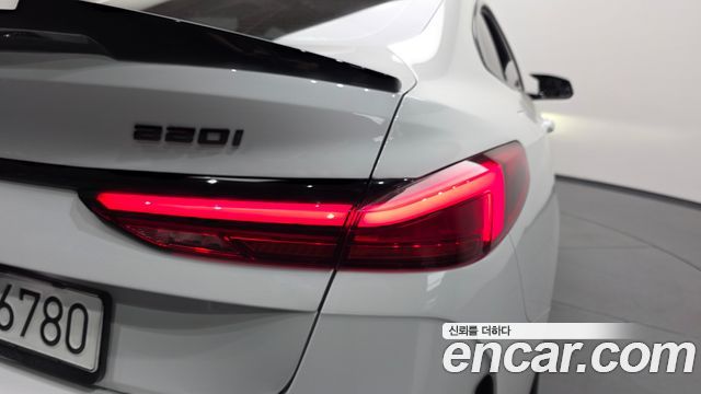 BMW 2-Series 2023 — photo 9