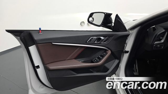 BMW 2-Series 2023 — photo 14