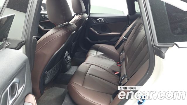 BMW 2-Series 2023 — photo 16
