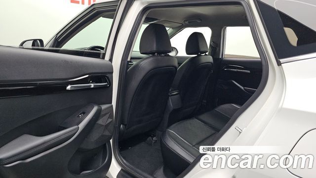Kia Seltos 2023 — photo 11